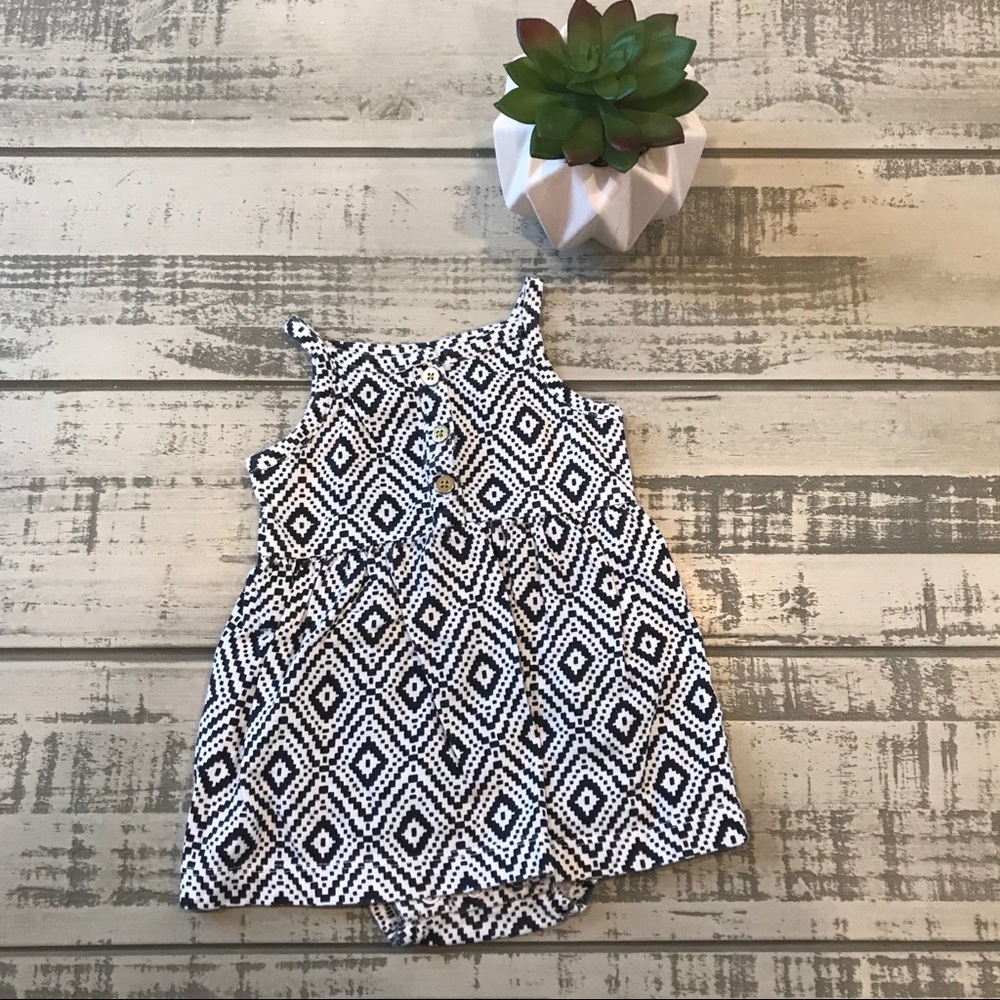 Carters baby girl dress size 3 months